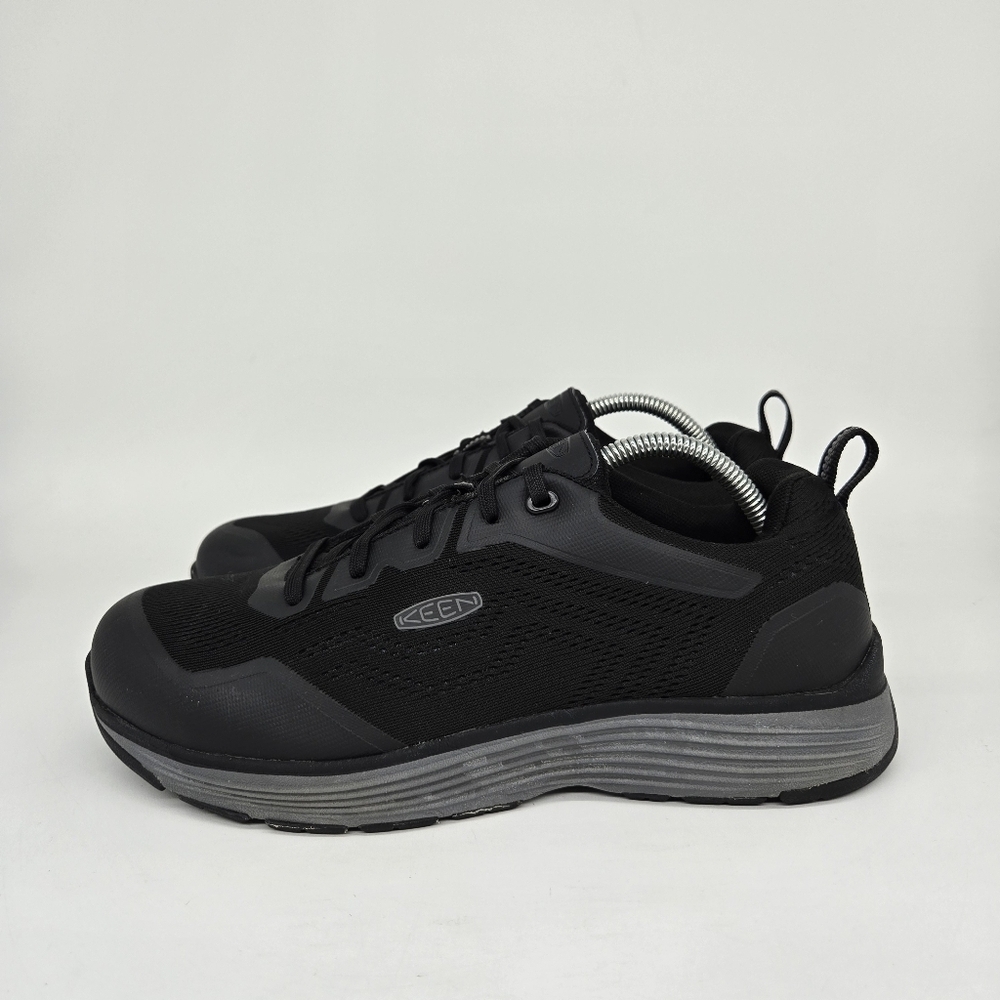 Keen Utility Vista Energy Women's Carbon Toe Work Shoes Size 11 Wide